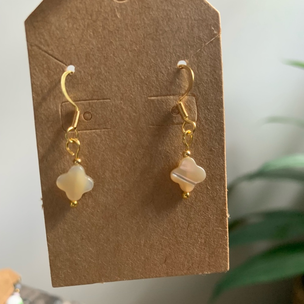 7A. Handmade Natural Shell Gold Earrings - Picture 2 of 2